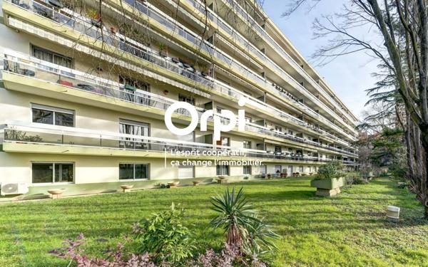 Appartement à vendre    3 pièces • 75 m2 Villeurbanne