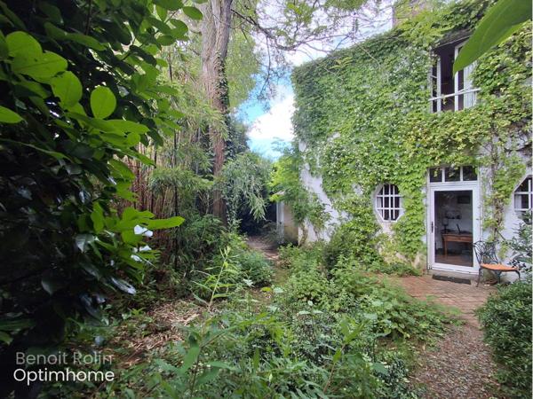 Maison bourgeoise du XIXe siècle au cœur de Saint-Calais
