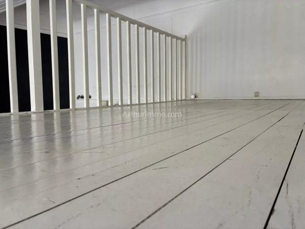Location                                                      Appartement
                        
                     2 pièces                      30 m2                     à Aix-en-Provence