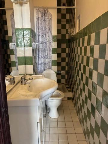 Location                                                      Appartement
                        
                     2 pièces                      30 m2                     à Aix-en-Provence