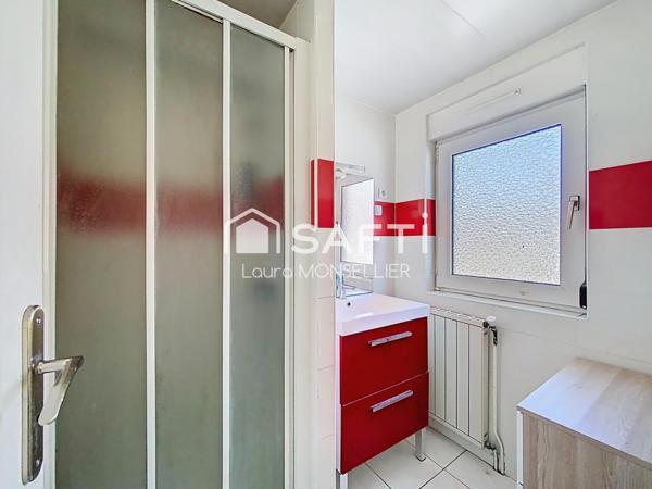 Maison avec jardin, garage et fort potentiel à Homécourt