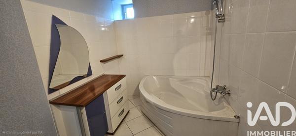 Maison à vendre 6 pièces 154 m² Saint-Jean-le-Vieux
