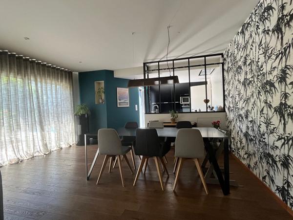 17200 SAINT SULPICE DE ROYAN Maison Saint Sulpice De Royan 7 pièce(s) 157 m2