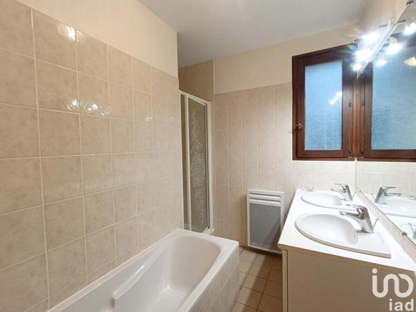 Maison à vendre 5 pièces 118 m² Vouillé