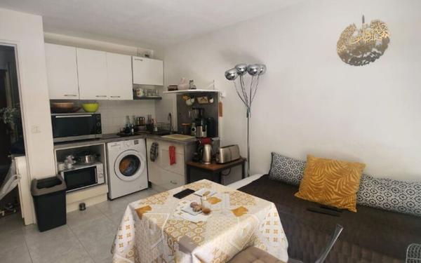 Appartement à louer    1 pièce •  Nice