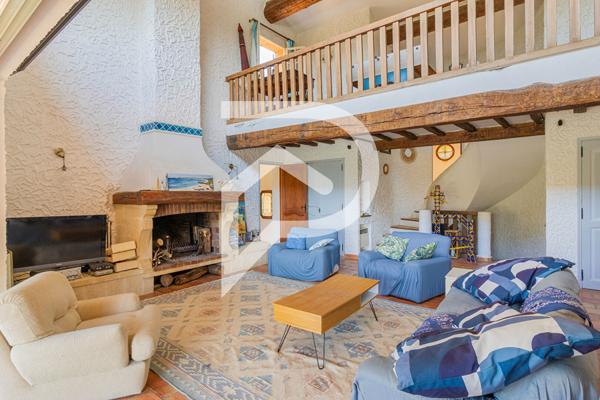 Maison 10 pièces 380 m2
