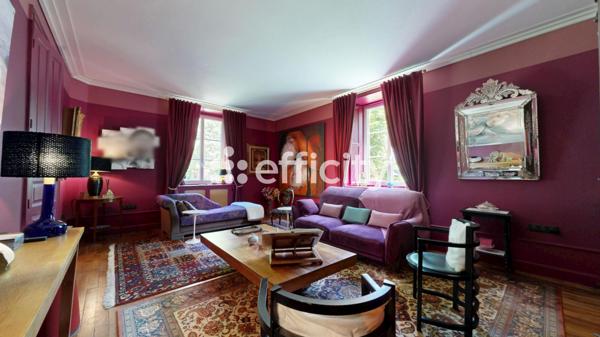 Maison
         8 pièces
        - 209 m² Bien prestige 515 000 € *