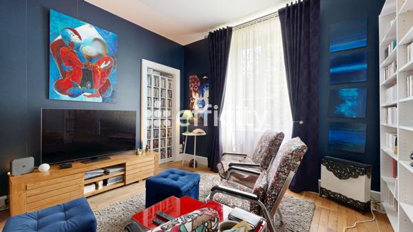 Maison
         8 pièces
        - 209 m² Bien prestige 515 000 € *