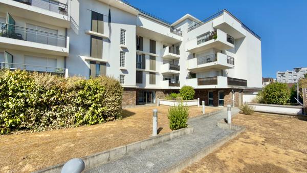APPARTEMENT 2 PIÈCES  44 M² - JUVISY-SUR-ORGE, REFAIT  À NEUF  -RER C/D À 5 MIN