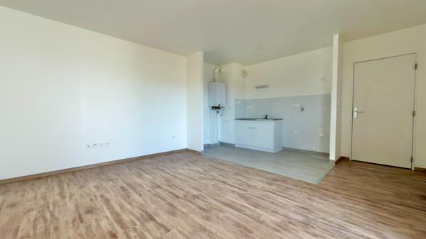 APPARTEMENT 2 PIÈCES  44 M² - JUVISY-SUR-ORGE, REFAIT  À NEUF  -RER C/D À 5 MIN
