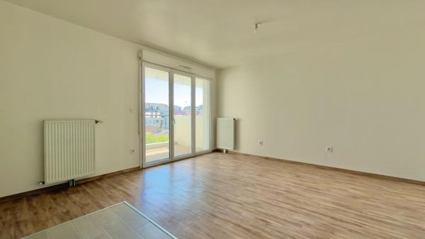APPARTEMENT 2 PIÈCES  44 M² - JUVISY-SUR-ORGE, REFAIT  À NEUF  -RER C/D À 5 MIN
