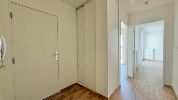 APPARTEMENT 2 PIÈCES  44 M² - JUVISY-SUR-ORGE, REFAIT  À NEUF  -RER C/D À 5 MIN
