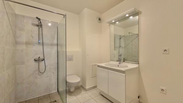 APPARTEMENT 2 PIÈCES  44 M² - JUVISY-SUR-ORGE, REFAIT  À NEUF  -RER C/D À 5 MIN