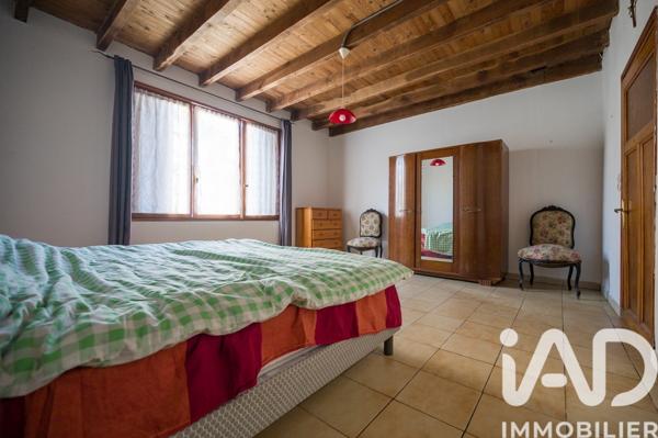 Maison à vendre 5 pièces 107 m² Saint-Martial-d'Artenset