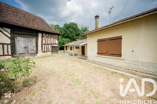 Maison à vendre 5 pièces 107 m² Saint-Martial-d'Artenset