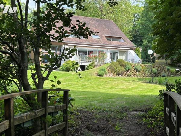 METROPOLE SUD, proche CHU : PAVILLON D'EXCEPTION, sur belle parcelle de 4 400 M2