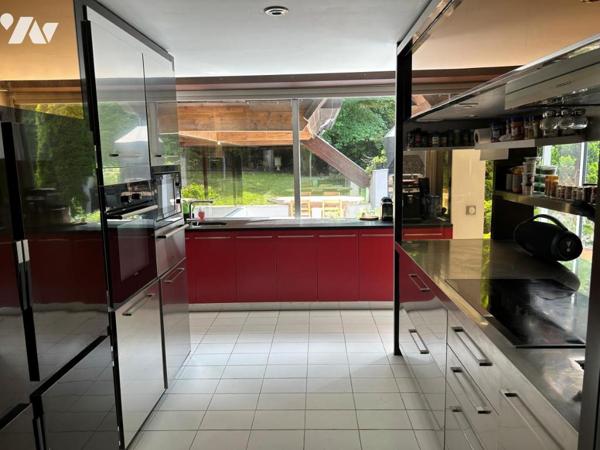 METROPOLE SUD, proche CHU : PAVILLON D'EXCEPTION, sur belle parcelle de 4 400 M2