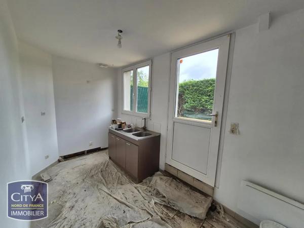 Maison à louer 4 pièces 97.3m² Saint-Pierre-Brouck (59630)