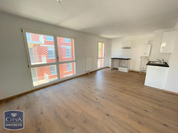Appartement à louer 2 pièces 48.9m² Lille (59000)