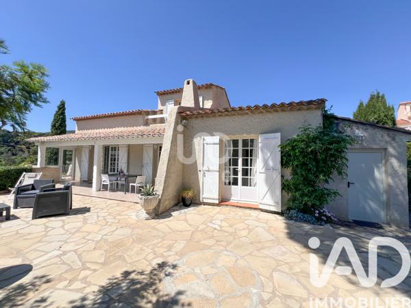 Maison à vendre 7 pièces 181 m² Roquebrune-sur-Argens