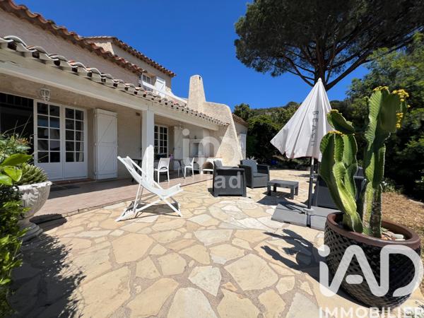 Maison à vendre 7 pièces 181 m² Roquebrune-sur-Argens