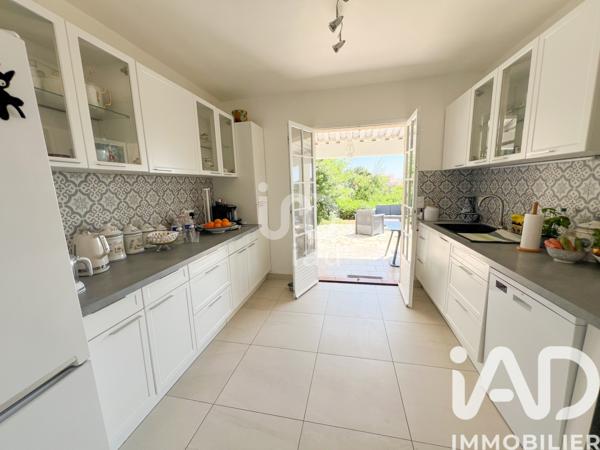 Maison à vendre 7 pièces 181 m² Roquebrune-sur-Argens