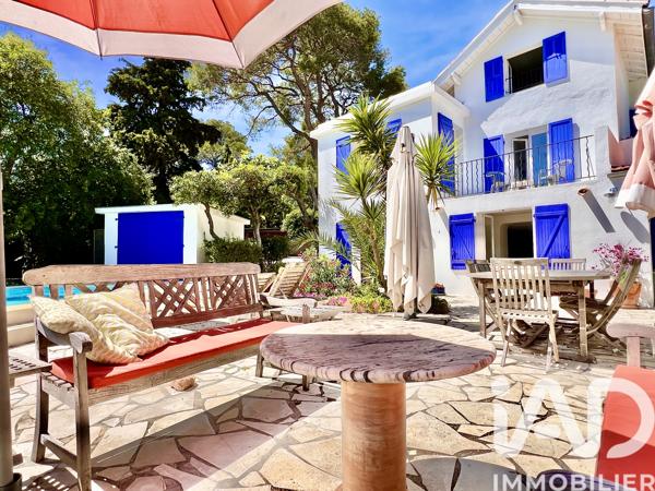 Maison à vendre 6 pièces 153 m² Saint-Raphaël