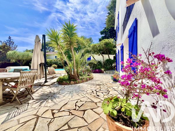 Maison à vendre 6 pièces 153 m² Saint-Raphaël