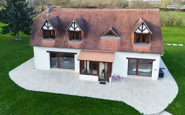 Maison à vendre    5 pièces • 160 m2 Deauville