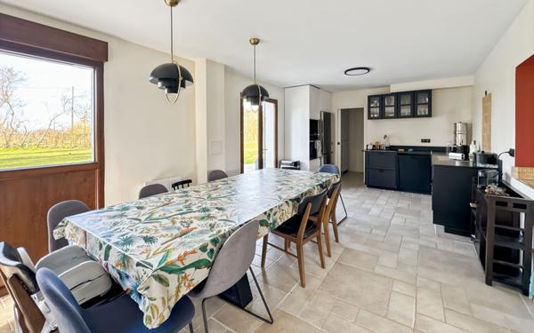 Maison à vendre    5 pièces • 160 m2 Deauville