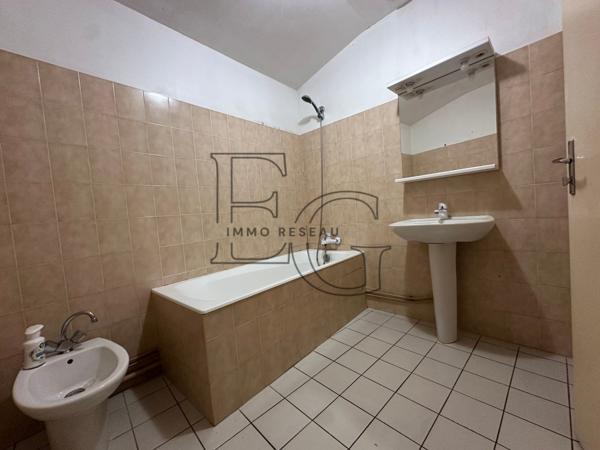 Appartement à CHARTRES (28000)