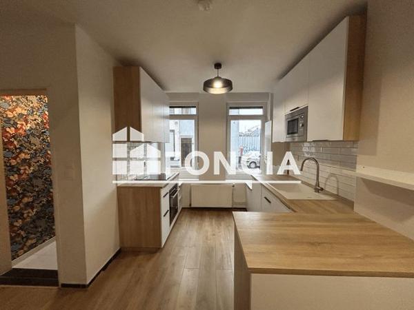 Location Maison 4 pièces 79.81 m² - 41 RUE MARCEL VERFAILLIE Tourcoing 59200