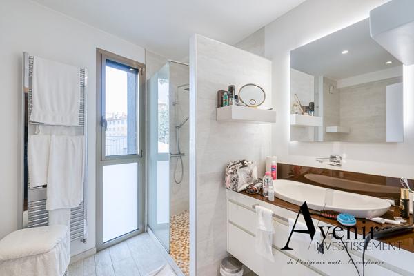 VAISE - Maison exceptionnelle de 280 m2 - 5 chambres - PISCINE - JARDIN Lyon VAISE - Maison exceptionnelle de 280 m2 - 5 chambres - PISCINE - JARDIN Lyon