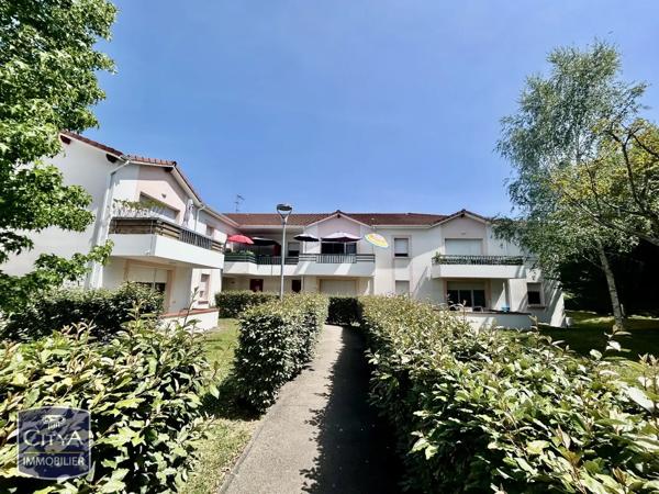 Appartement à vendre 2 pièces 47.06m² Lons (64140)