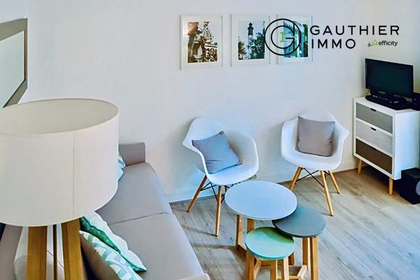 Appartement
         2 pièces
        - 27 m² 249 000 € *