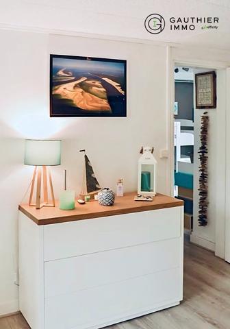 Appartement
         2 pièces
        - 27 m² 249 000 € *
