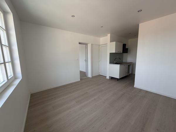Appartement
         2 pièces
        - 36 m² Exclusivité 117 000 € *