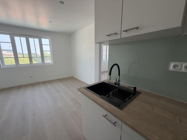 Appartement
         2 pièces
        - 36 m² Exclusivité 117 000 € *