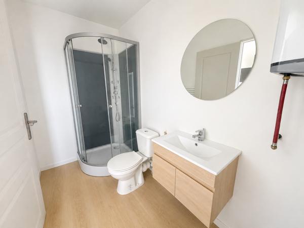 Appartement
         2 pièces
        - 36 m² Exclusivité 117 000 € *
