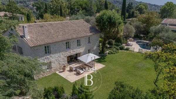 Mougins, Villa 5 Chambres -  319 m² à vendre