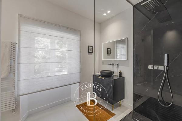 Mougins, Villa 5 Chambres -  319 m² à vendre