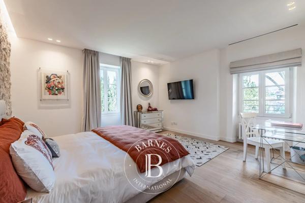 Mougins, Villa 5 Chambres -  319 m² à vendre