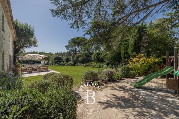Mougins, Villa 5 Chambres -  319 m² à vendre