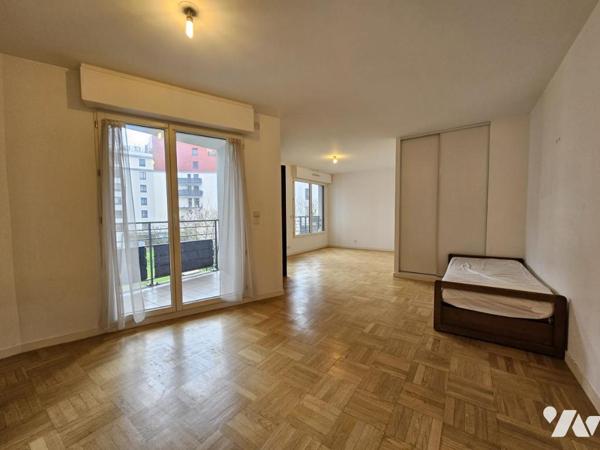BOULOGNE - Studio/possible T2 de 35,13 m² avec balcon, ascenseur
