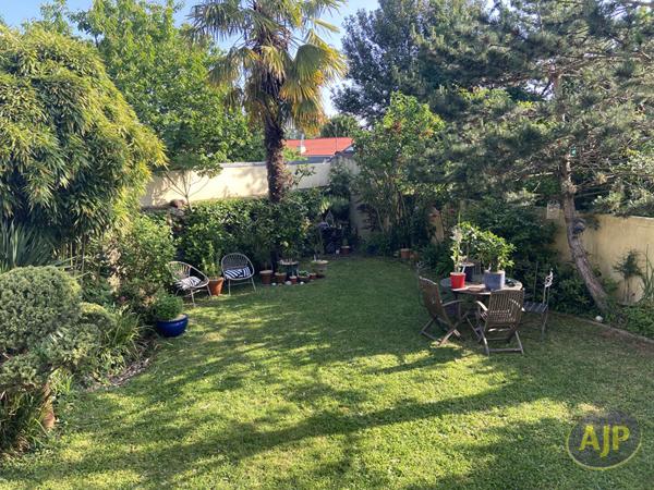 Vente maison Reze : 635 000 € - AJP Immobilier Rezé