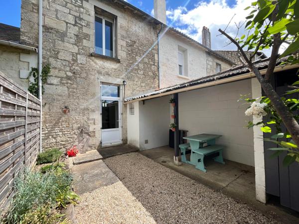 Maison de ville T3, meublée avec cour