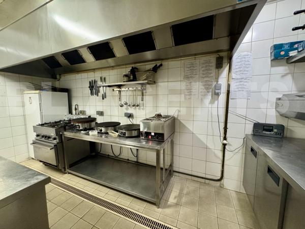  À VENDRE – MURS COMMERCIAUX  Mitry-le-Neuf (77290)