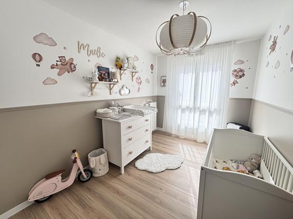 Appartement d'Exception à Vendre à Pontoise - Secteur Bossut 348 000 € ** - Référence 11186