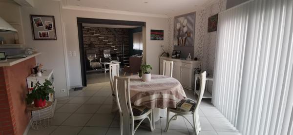 Maison à GIVRAND, 85800 - 7 pièces 168m²