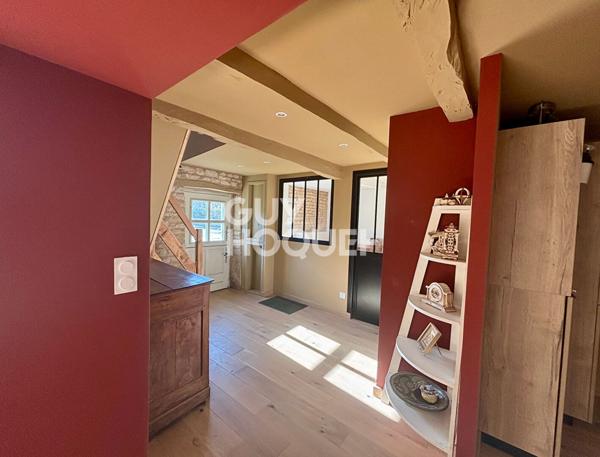 Havre de Paix situé à AIGREFEUILLE D'AUNIS - 6 pièces, 3 chambres + bureau - 156m2